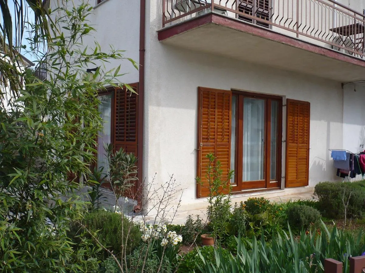 Apartments By The Sea Umag - 11647