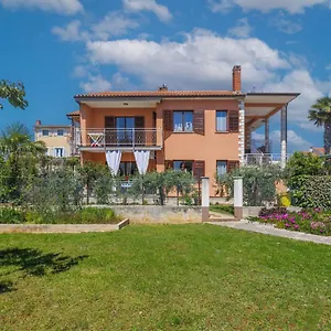 Elvi - Uma106 By Interhome Apartment